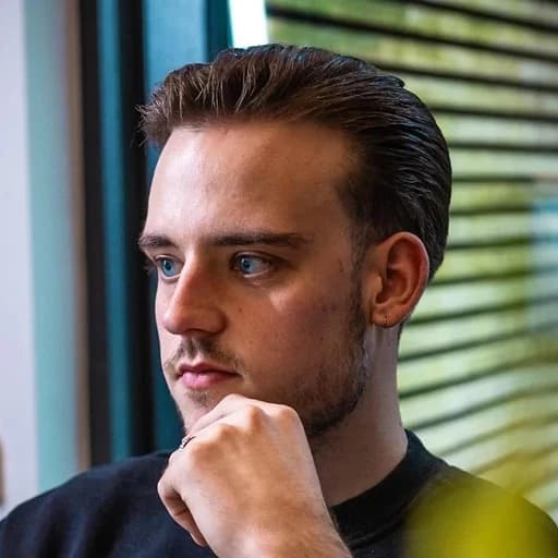 Lucas, oprichter van Fixels