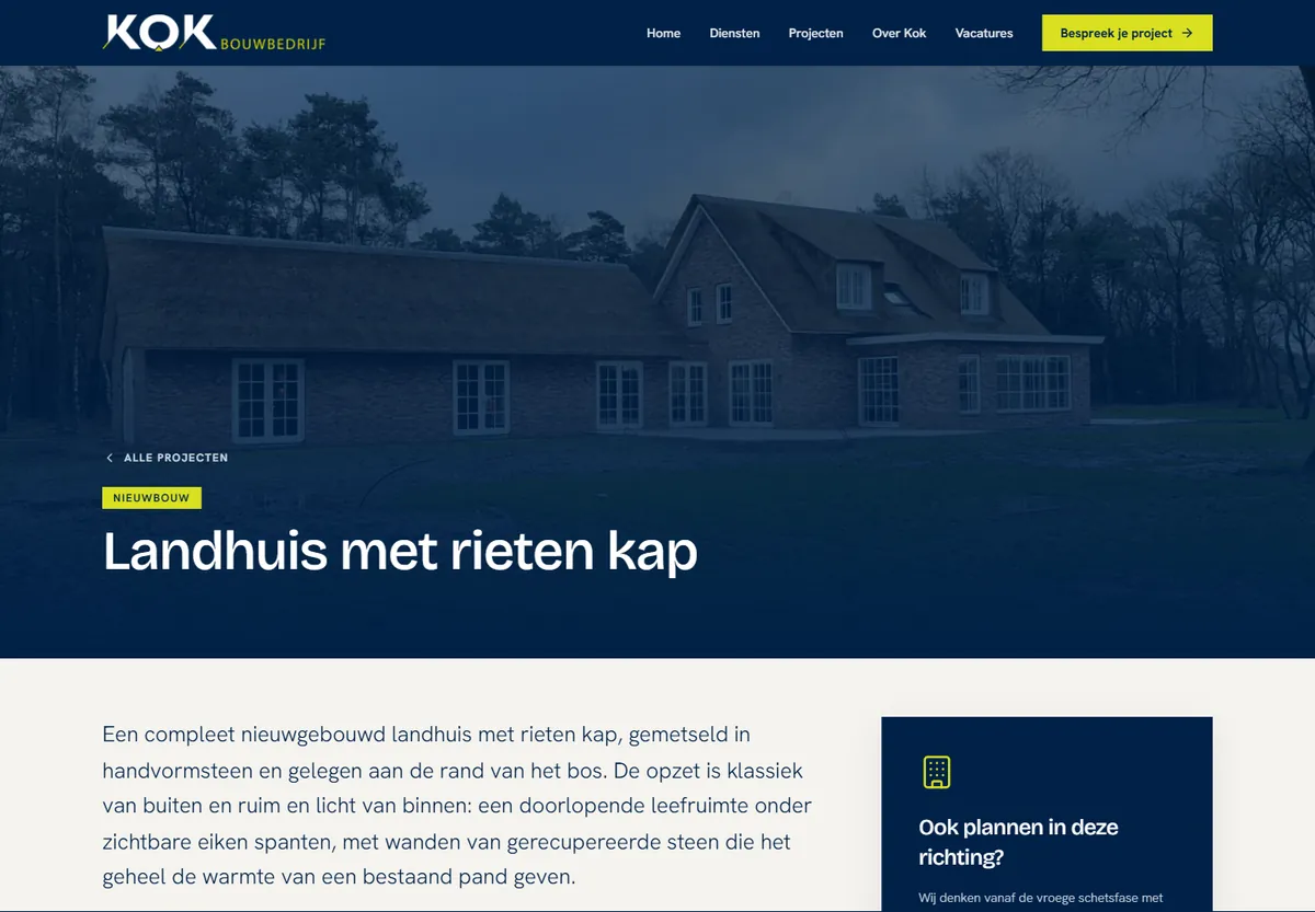 Projectpagina op bouwbedrijfkok.com: landhuis met rieten kap